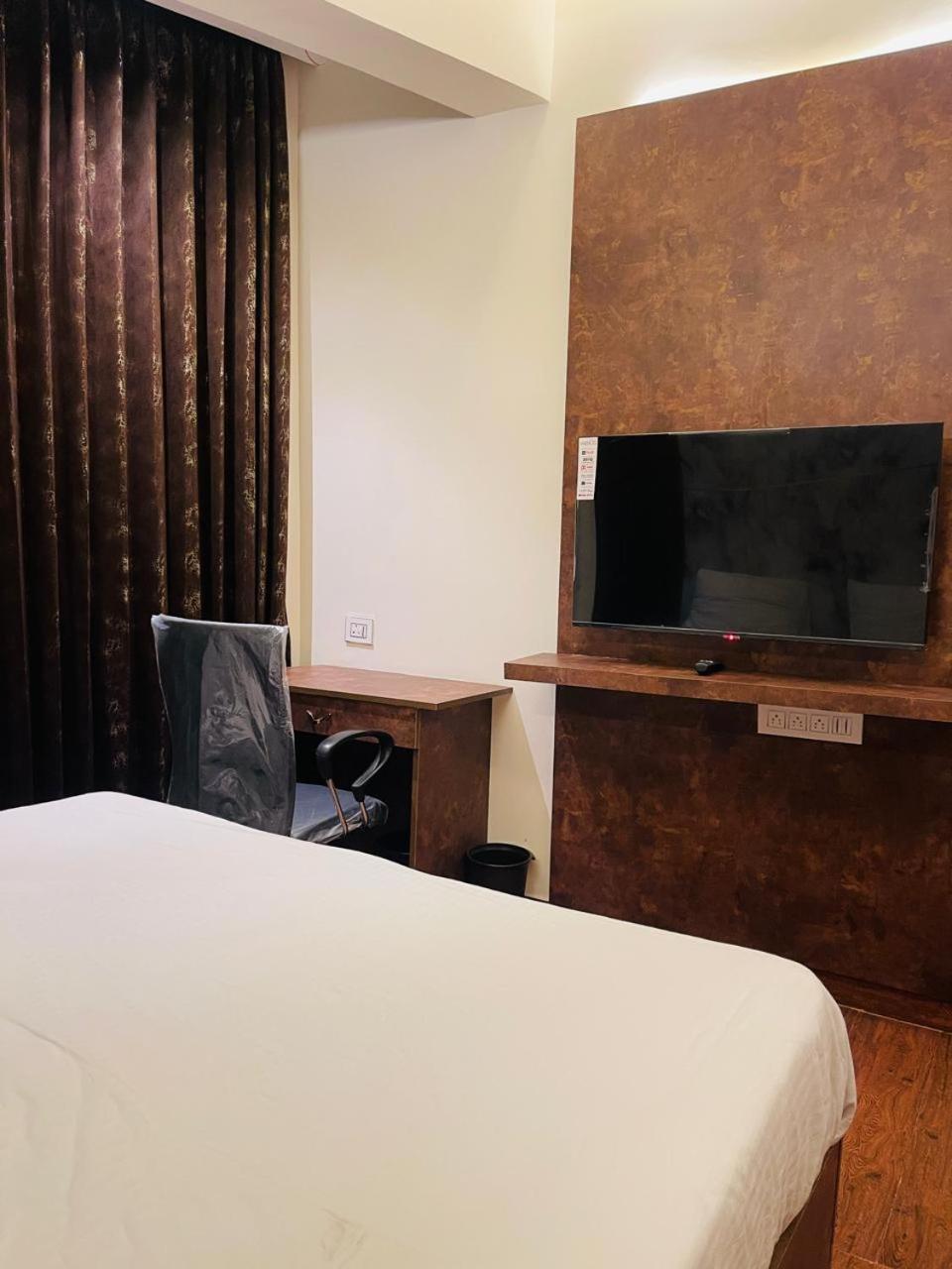 The Taaj Comforts Bengaluru Kültér fotó