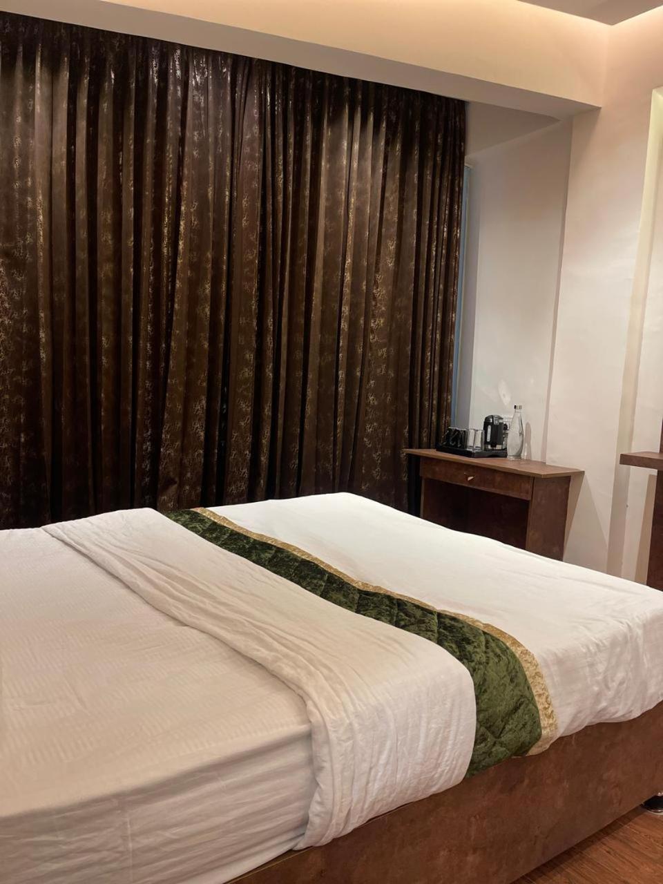 The Taaj Comforts Bengaluru Kültér fotó